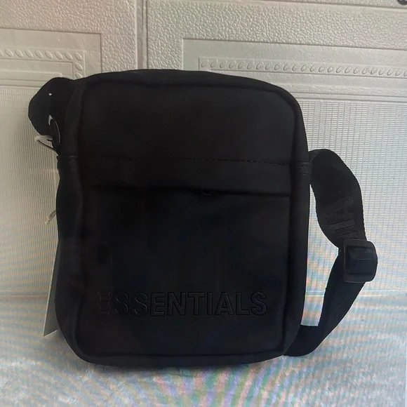 Essentials Black Belt Bag - Picture 4 of 9